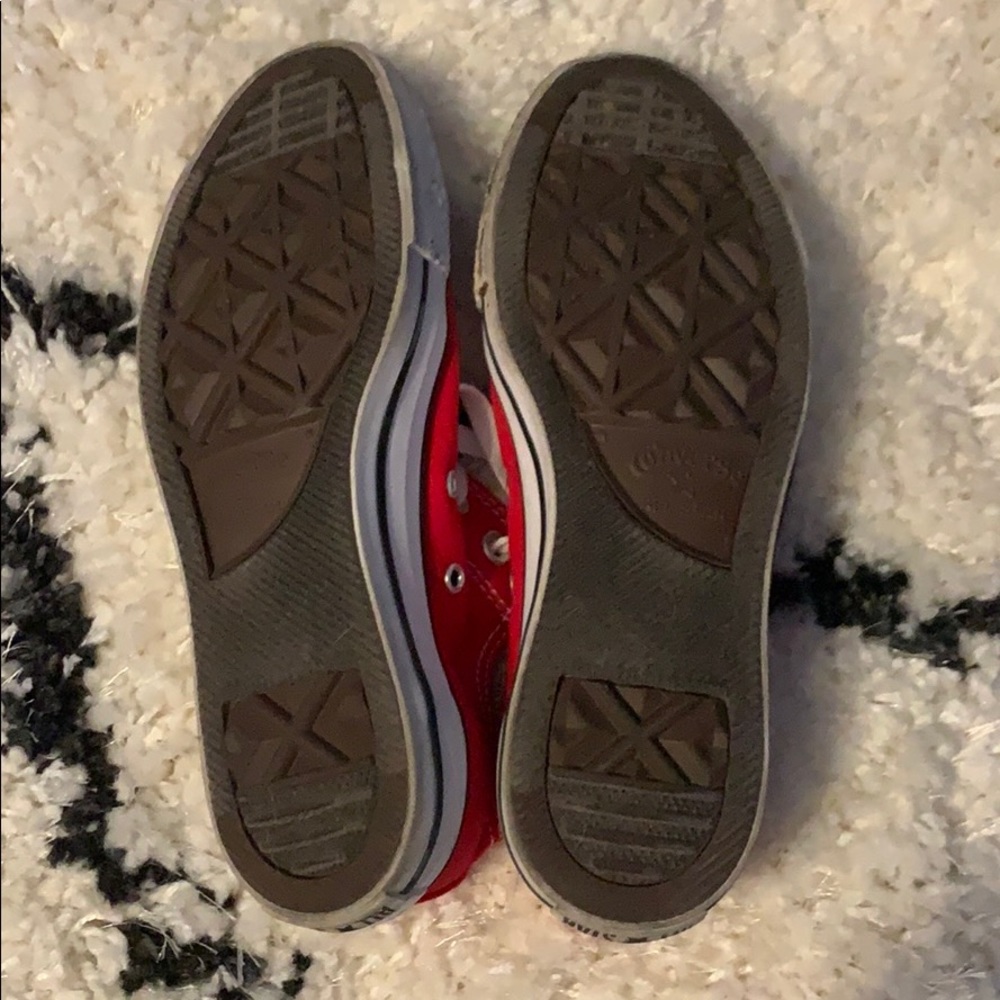 Converse - Picture 2 of 2